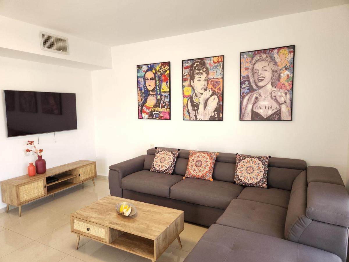 Melony Apartments Al Hyam Eilat Bagian luar foto